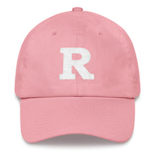 R Dat hat